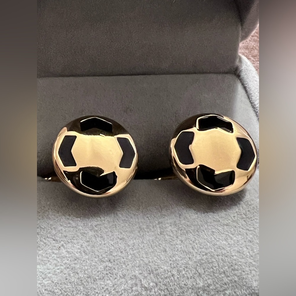 Burberry Elegant Black and Gold Cufflinks